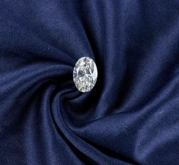 Lab Grown Oval Shape Diamonds - Image 3